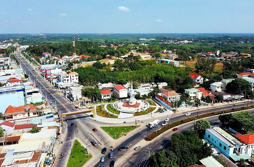 Một góc thị xã Bến Cát hiện nay (ảnh Đỗ Trường).