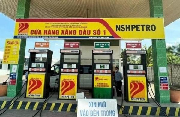 Đang dính lùm xùm nợ thuế nghìn tỷ, đại gia xăng dầu miền Tây bất ngờ nhận tài trợ 650 triệu USD